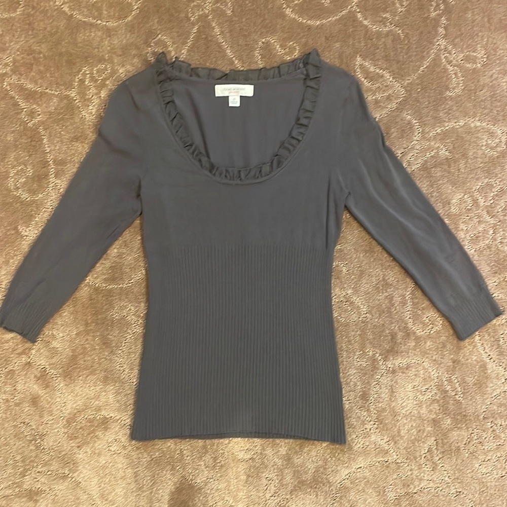 Dark gray scoop neck midsleeve sweater with ruffle detail, size small